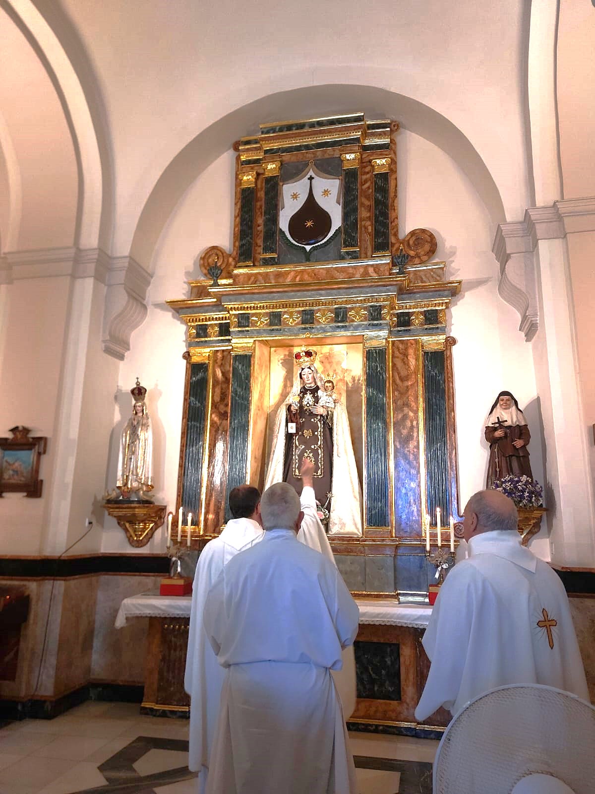 ALTAR CARMEN 3